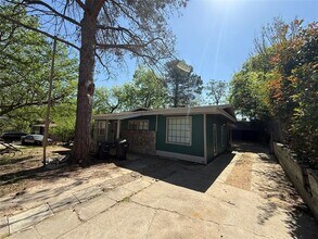 4405 Lisbon St in Fort Worth, TX - Building Photo - Building Photo