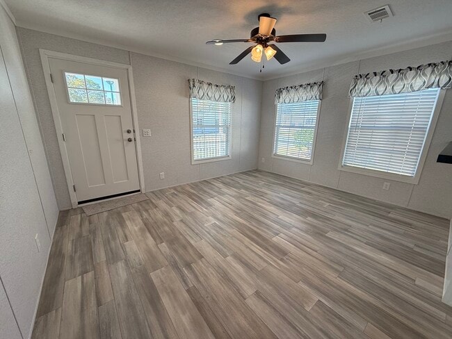 6607 Lakewood Dr in Ocala, FL - Building Photo - Building Photo