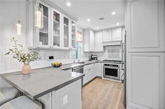 18228 Grevillea Ave in Redondo Beach, CA - Building Photo - Building Photo