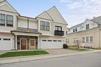 64 North Ln in Saratoga Springs, NY - Building Photo - Building Photo