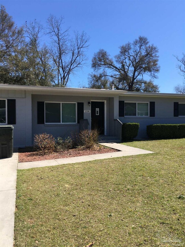 228 Opal Ave in Pensacola, FL - Building Photo - Building Photo