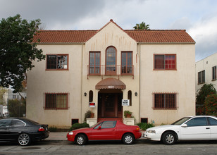 1831 N New Hampshire Ave in Los Angeles, CA - Building Photo - Building Photo