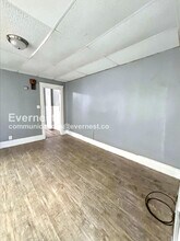 2213 E 82nd St in Cleveland, OH - Building Photo - Building Photo