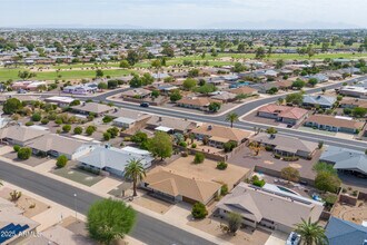10301 W Charter Oak Dr in Sun City, AZ - Building Photo - Building Photo