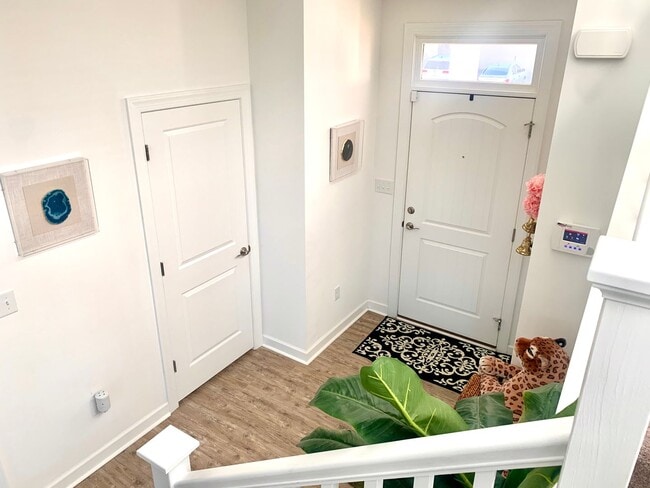 property at 4168 Archstone Dr