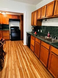 414 Clinton Park St photo'