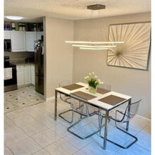 21204 Harbor Way in Miami, FL - Building Photo - Building Photo