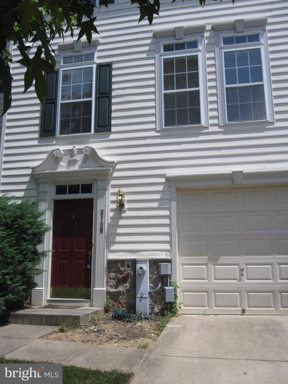 property at 2106 Harrow Dr