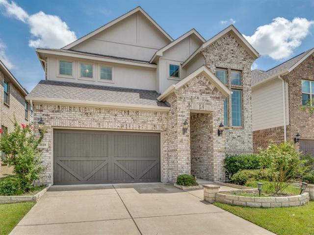 2128 Ella Ln in Carrollton, TX - Building Photo