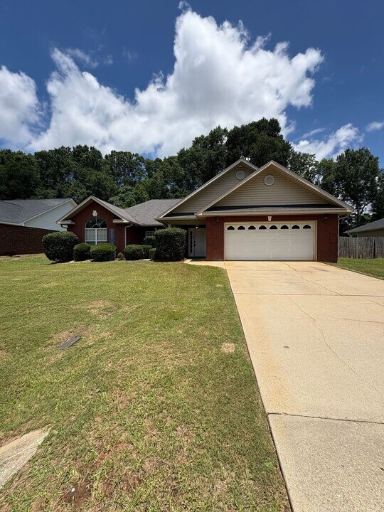 494 Co Rd 737 in Enterprise, AL - Building Photo