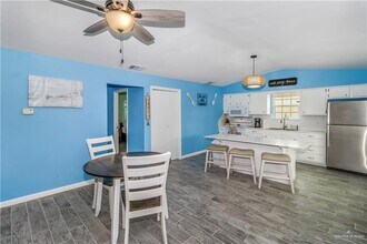 18 W Hibiscus St in South Padre Island, TX - Building Photo - Building Photo