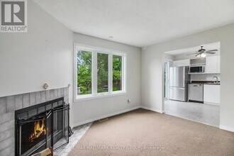 3050-3050 Victoria Heights Crescent in Ottawa, ON - Building Photo - Building Photo