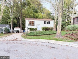 8856 Youngsea Pl in Columbia, MD - Building Photo