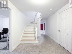 6008 Grossbeak Dr in Mississauga, ON - Building Photo - Building Photo