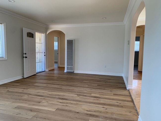 property at 1514 E Puls St