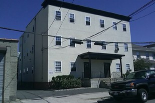 45-47 Charles St Apartments