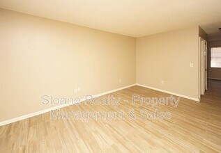 296 Fleming Rd in Charleston, SC - Building Photo - Building Photo
