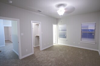 7114 Faith Wy in San Antonio, TX - Building Photo - Building Photo