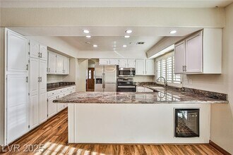 6315 N Park St in Las Vegas, NV - Building Photo - Building Photo