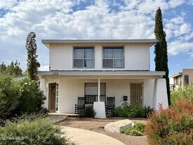 611 New York Ave in El Paso, TX - Building Photo