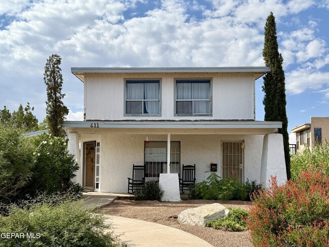 property at 611 New York Ave