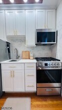 133 Summit Ave in Summit, NJ - Building Photo - Building Photo