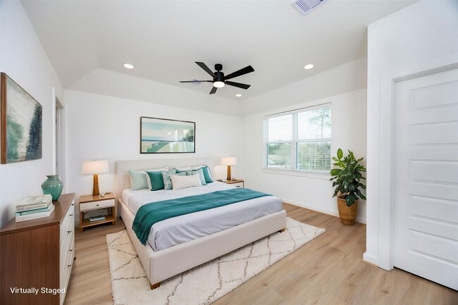 property at 2035 Longmire Villas Ct