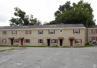 McLeod Square Apartments in Columbus, GA - Building Photo - Building Photo