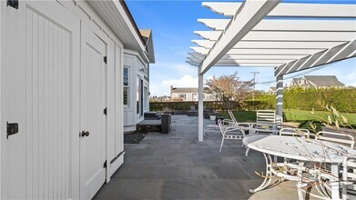 3 Doris Terrace in Newport, RI - Building Photo - Building Photo