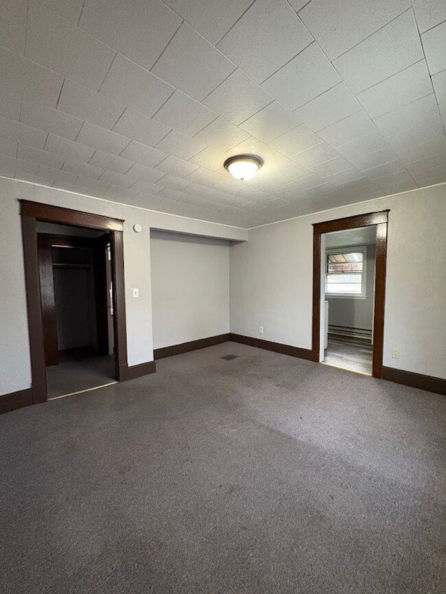 1411 Spring Ave NE in Canton, OH - Building Photo - Building Photo