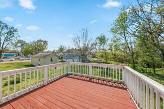 704 W Johnson St in Collinsville, IL - Building Photo - Building Photo