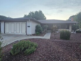 6003 Paxton Ct in San Jose, CA - Building Photo