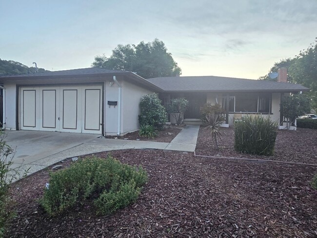 property at 6003 Paxton Ct