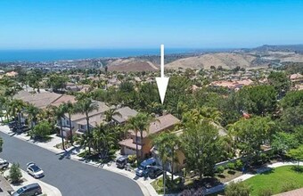 43 Chapital in San Clemente, CA - Building Photo - Building Photo