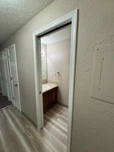 St James Condominiums in Vancouver, WA - Building Photo - Building Photo
