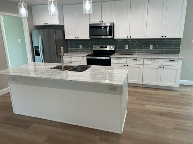 419 Miller St in Bowie, TX - Building Photo - Building Photo