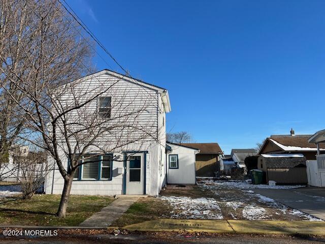 300 N Taylor Ave in Neptune, NJ - Foto de edificio