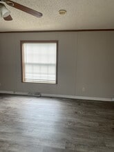 122 Zackary St in Oak Grove, KY - Building Photo - Building Photo