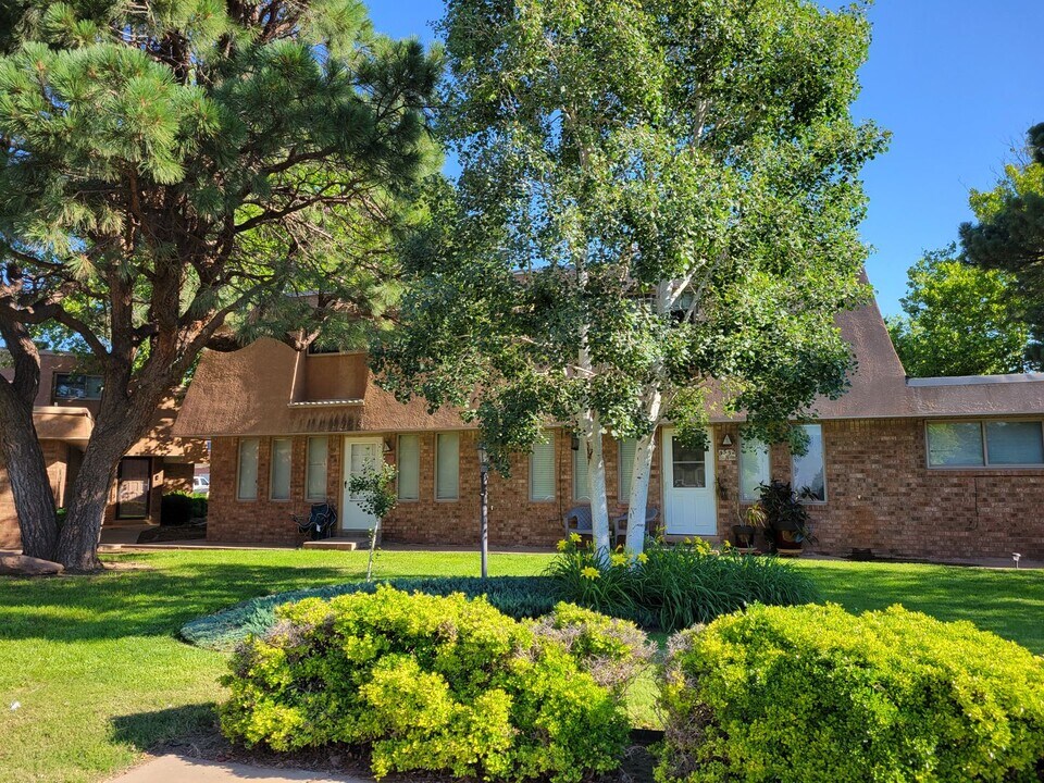 3532 Adenmor Ct in Clovis, NM - Building Photo