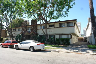 15464 Moorpark St in Sherman Oaks, CA - Building Photo - Building Photo