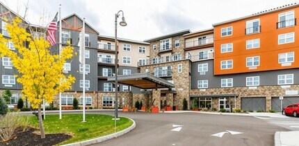 205 Lakeshore Dr, Unit 406 in Canandaigua, NY - Building Photo - Building Photo