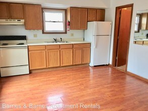 514 W Cross St in Ypsilanti, MI - Building Photo - Building Photo