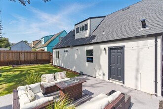 640 Heather Ct in Pacifica, CA - Building Photo - Building Photo
