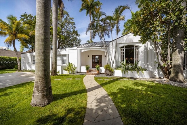 148 SW 22nd Rd in Miami, FL - Building Photo - Building Photo