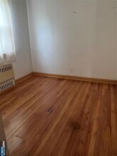 261 Hathaway St in Wallington, NJ - Building Photo - Building Photo