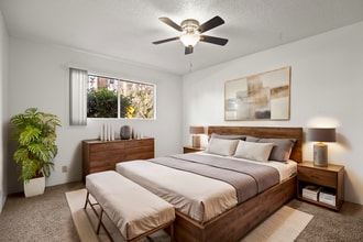 Bidwell's Mill Apartments in Chico, CA - Foto de edificio - Building Photo