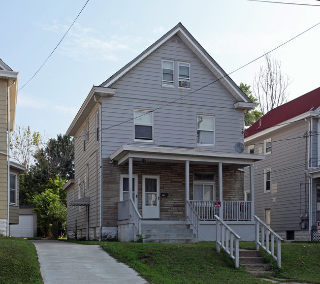 2432 Robertson Ave in Norwood, OH - Building Photo - Building Photo