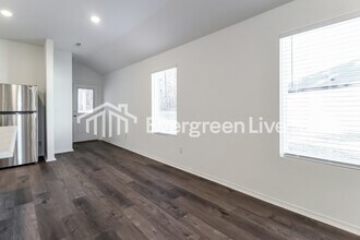 240 Sarah Alyse Ln in Cabot, AR - Foto de edificio - Building Photo