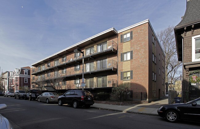 Harbor House Apartments in Boston, MA - Building Photo - Building Photo