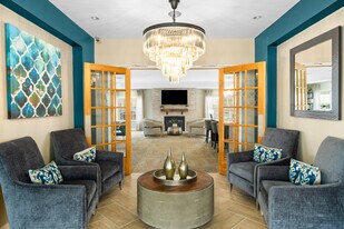 Deerfield Place in Utica, NY - Building Photo